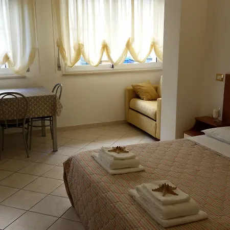 Special Aparthotel 3*